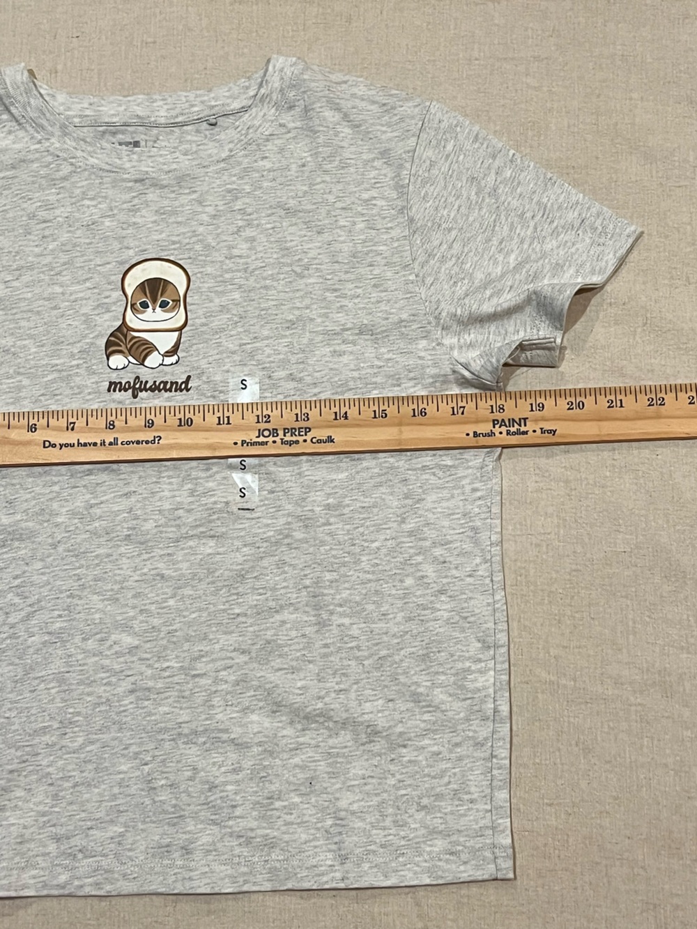 mofusand 'Bread-Meow' NWT Gray Tee Shirt UT Uniqlo Size Small - Picture 6 of 9